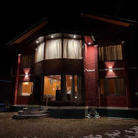 The Pinus Resort باهالغام المظهر الخارجي الصورة