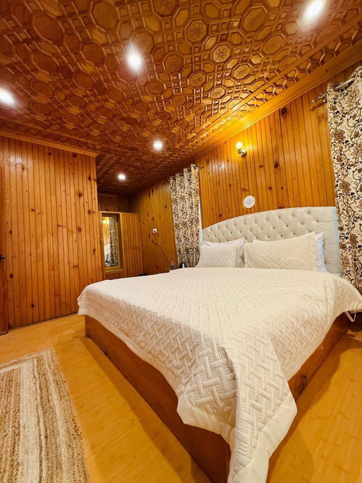 The Pinus Resort باهالغام المظهر الخارجي الصورة