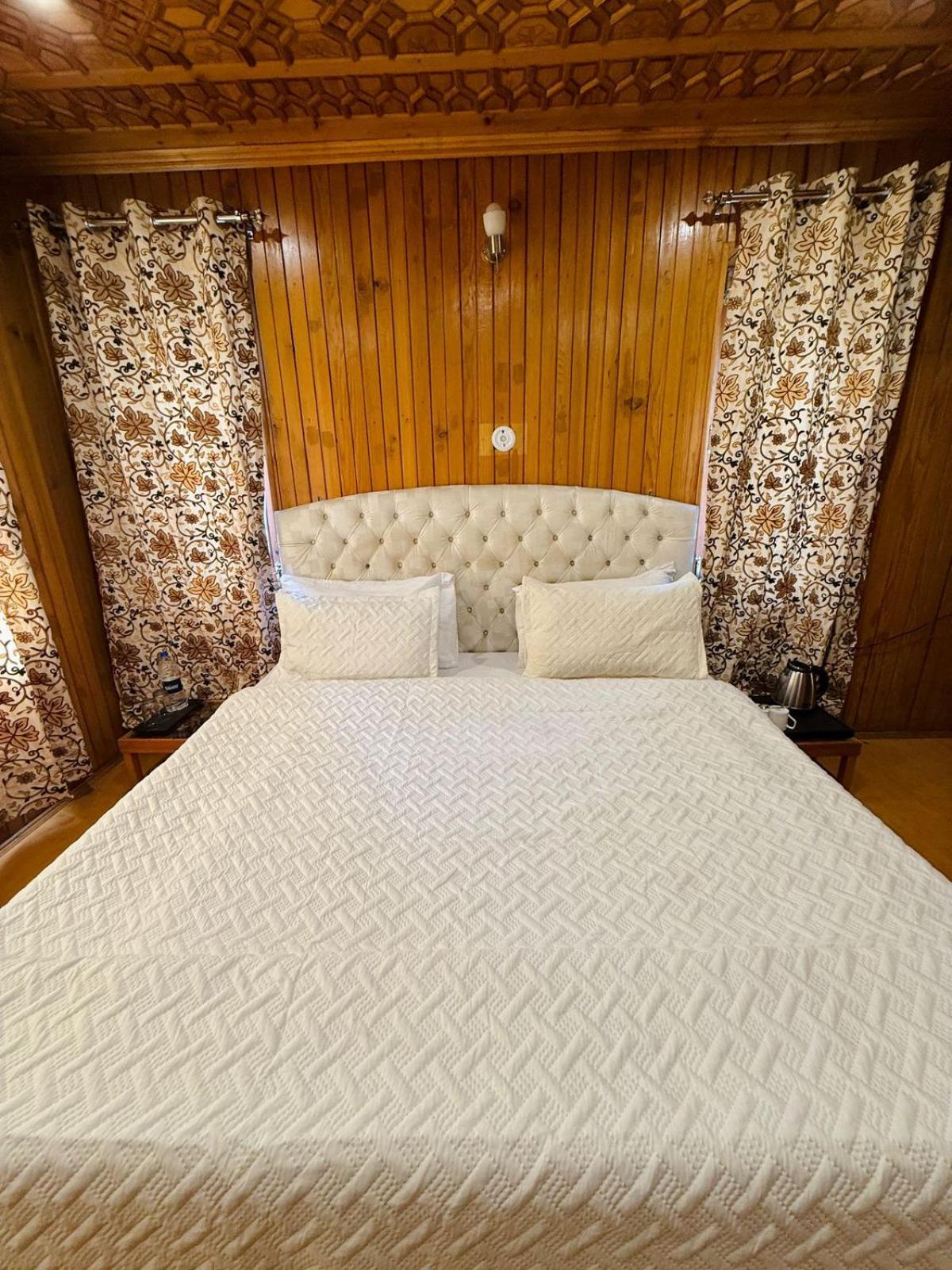 The Pinus Resort باهالغام المظهر الخارجي الصورة